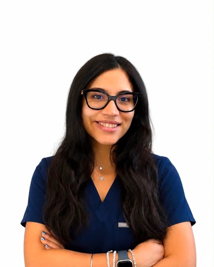 Yaiza Álvarez, higienista dental en Dentsana